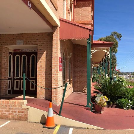 Heritage Motor Inn Goulburn Exterior foto